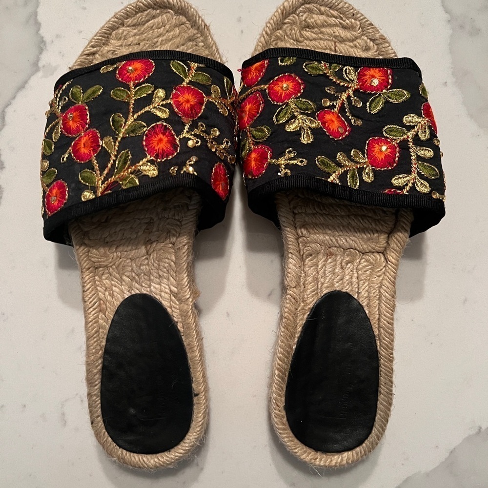 Picon Floral espadrille slides size 6.5